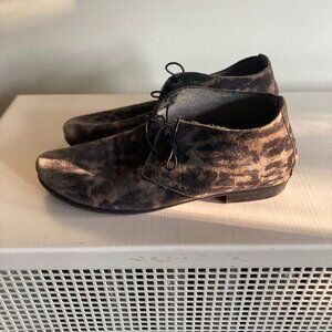 Donna Carolina Leopard Burano